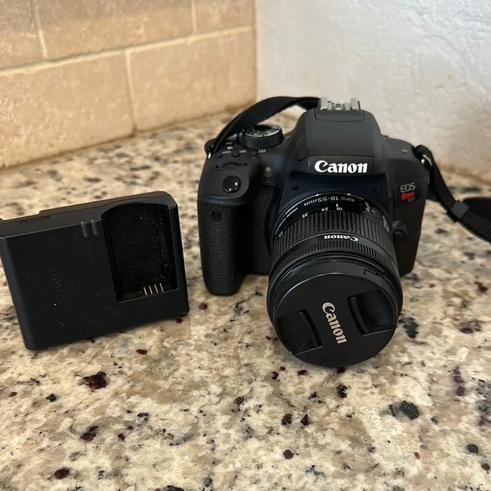 Canon EOS Rebel T6 Black Camera